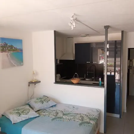 Apartament Saint Clair - Elena *