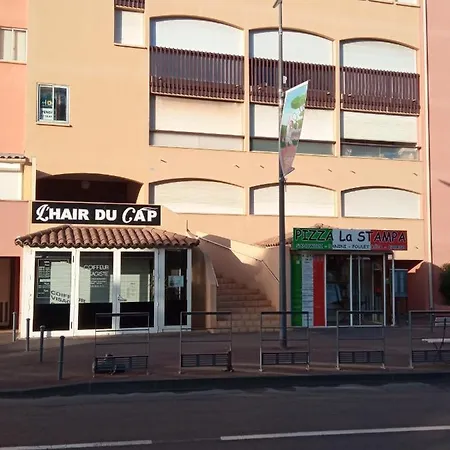 Apartament Saint Clair - Elena *